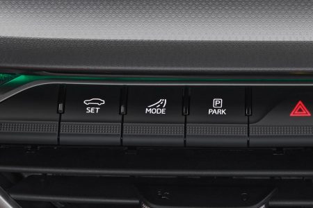 Zusätzlich zu diesen Paketen können Sie aus einer Reihe von Einzelausstattungen wählen, die die Fahrt in Ihrem Octavia noch angenehmer machen werden.